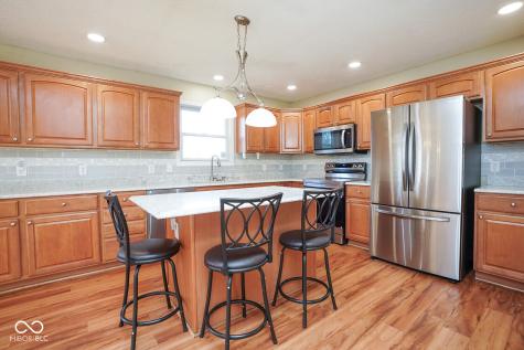 533 Schmitt Road Indianapolis IN 46239
