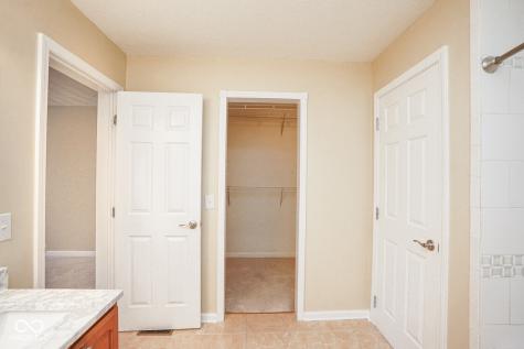 533 Schmitt Road Indianapolis IN 46239