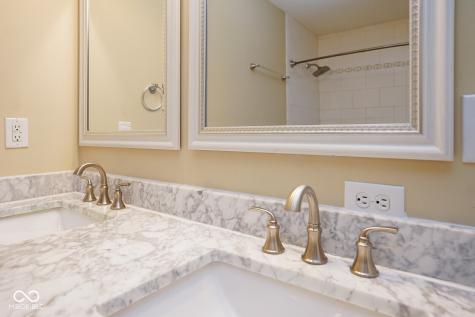533 Schmitt Road Indianapolis IN 46239