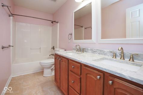 533 Schmitt Road Indianapolis IN 46239