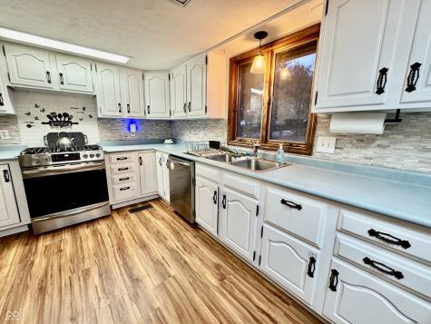 1964 N State Road 47 Crawfordsville IN 47933