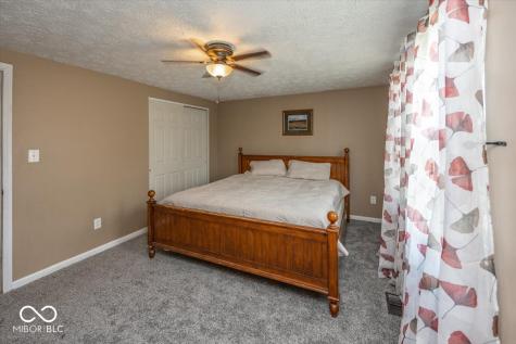 6601 Glenshire Way Indianapolis IN 46237