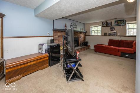 6601 Glenshire Way Indianapolis IN 46237