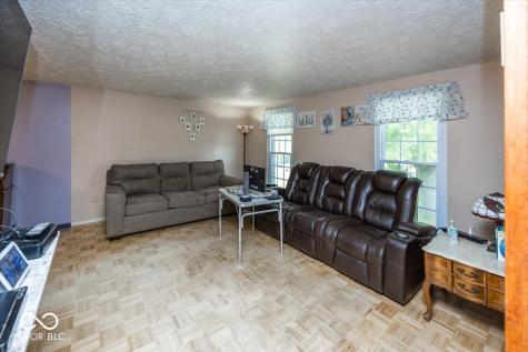 6601 Glenshire Way Indianapolis IN 46237