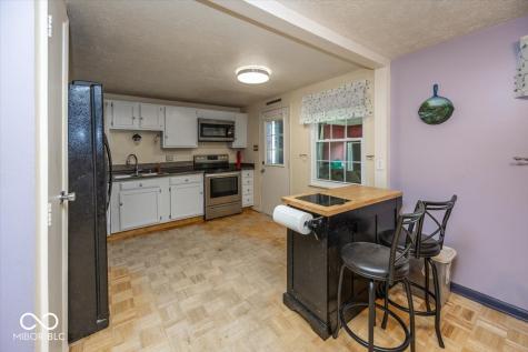6601 Glenshire Way Indianapolis IN 46237