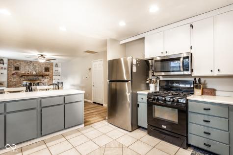 829 Willark Drive New Whiteland IN 46184
