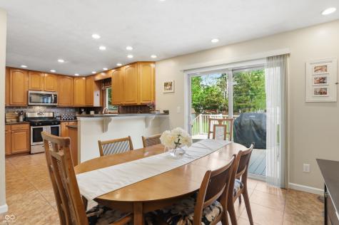 729 Colonial Way Greenwood IN 46142