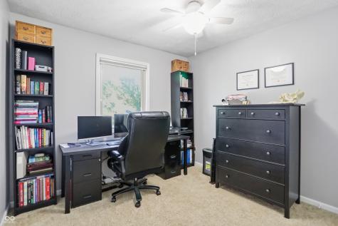 729 Colonial Way Greenwood IN 46142