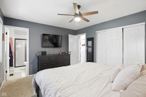 729 Colonial Way Greenwood IN 46142