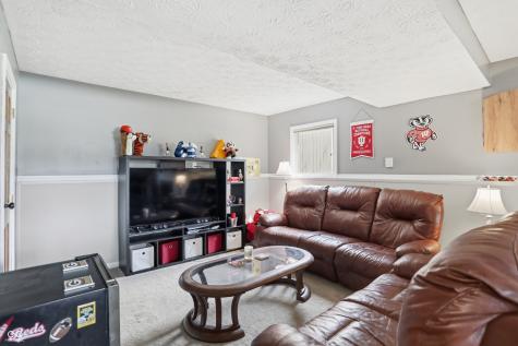 729 Colonial Way Greenwood IN 46142