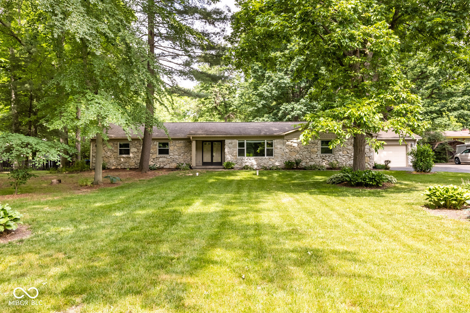 9228 Westfield Boulevard Indianapolis IN 46240
