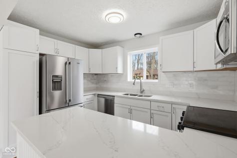 1429 Timber Trail Greenwood IN 46142