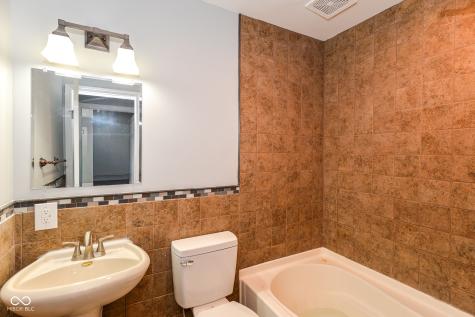 1005 Birnam Woods Trail Carmel IN 46280