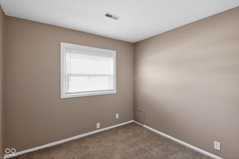 7233 E 34th Place Indianapolis IN 46226