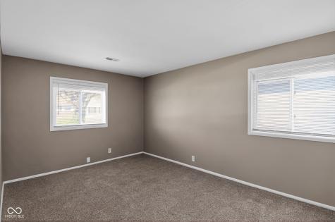 7233 E 34th Place Indianapolis IN 46226