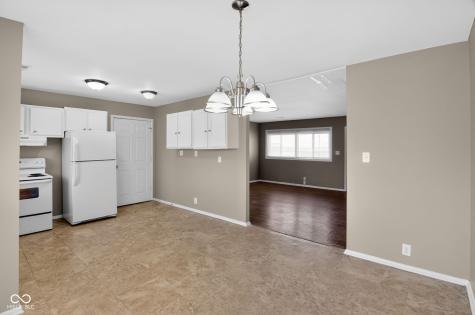 7233 E 34th Place Indianapolis IN 46226