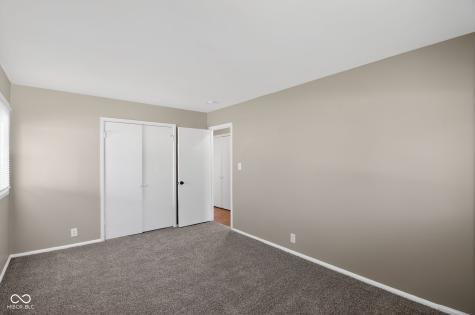 7233 E 34th Place Indianapolis IN 46226