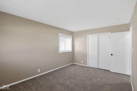 7233 E 34th Place Indianapolis IN 46226