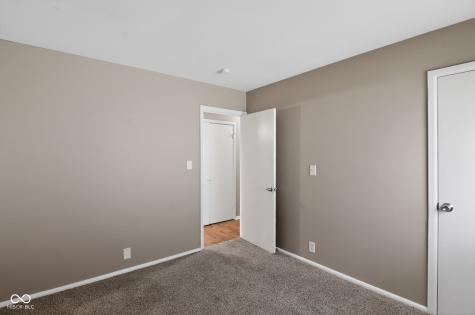 7233 E 34th Place Indianapolis IN 46226
