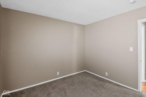 7233 E 34th Place Indianapolis IN 46226