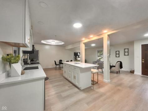 908 N Meadows Lane Greenfield IN 46140