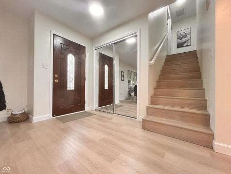 908 N Meadows Lane Greenfield IN 46140