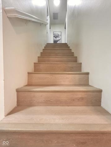 908 N Meadows Lane Greenfield IN 46140