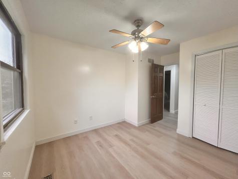 908 N Meadows Lane Greenfield IN 46140