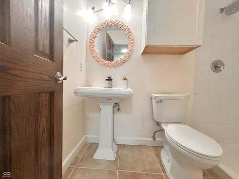 908 N Meadows Lane Greenfield IN 46140