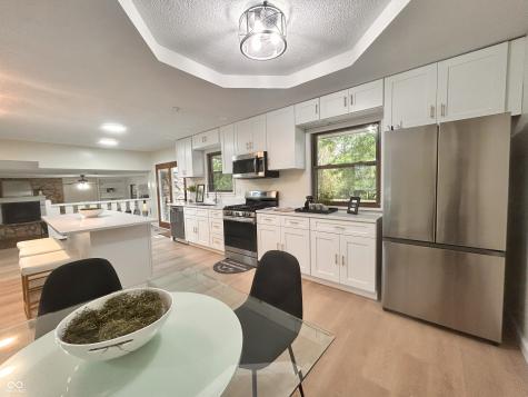 908 N Meadows Lane Greenfield IN 46140