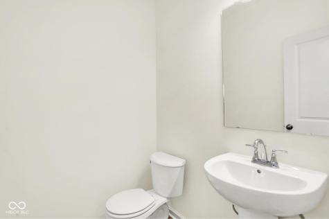 8520 Goldfinch Road Brownsburg IN 46112