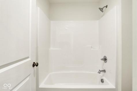 8520 Goldfinch Road Brownsburg IN 46112