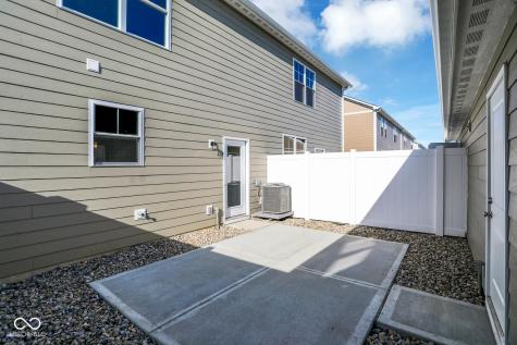 8520 Goldfinch Road Brownsburg IN 46112