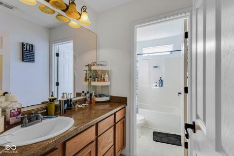 6712 Wilmot Lane Avon IN 46123