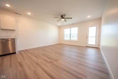 1592 W Paula Drive Columbus IN 47201