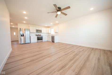 1592 W Paula Drive Columbus IN 47201