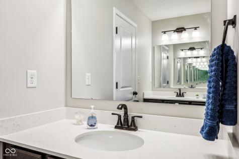 4204 Omaha Drive Bargersville IN 46106