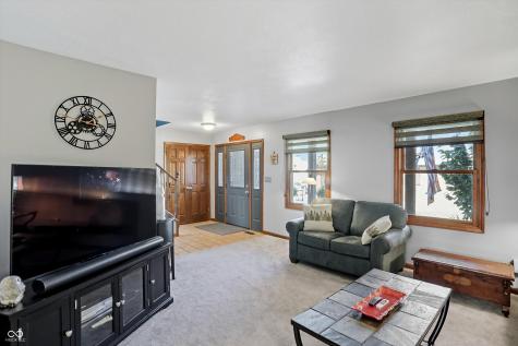 6937 Mapleton Court Indianapolis IN 46214