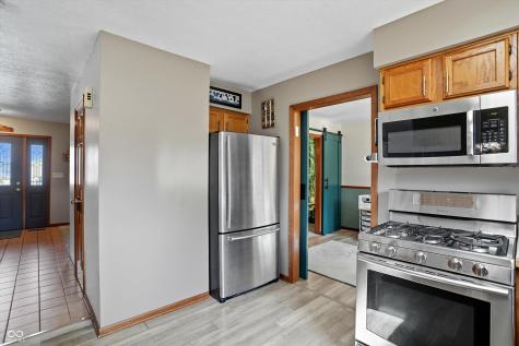 6937 Mapleton Court Indianapolis IN 46214