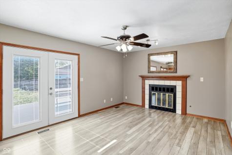 6937 Mapleton Court Indianapolis IN 46214
