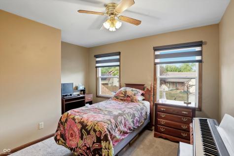 6937 Mapleton Court Indianapolis IN 46214