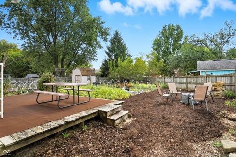 6937 Mapleton Court Indianapolis IN 46214