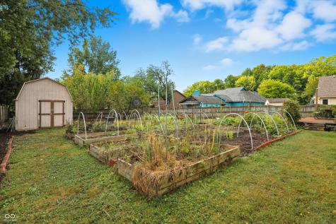 6937 Mapleton Court Indianapolis IN 46214