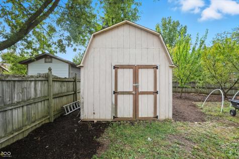 6937 Mapleton Court Indianapolis IN 46214
