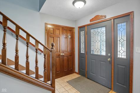 6937 Mapleton Court Indianapolis IN 46214