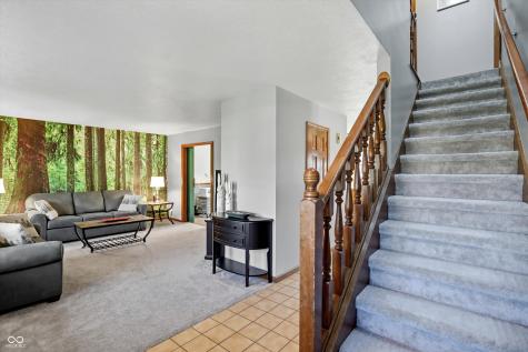 6937 Mapleton Court Indianapolis IN 46214