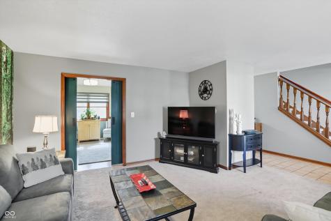 6937 Mapleton Court Indianapolis IN 46214