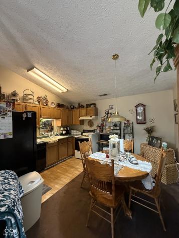 7625 Orchard Village Drive Indianapolis IN 46217
