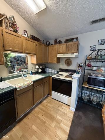 7625 Orchard Village Drive Indianapolis IN 46217