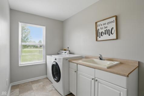 6552 Hunters Ridge S Zionsville IN 46077